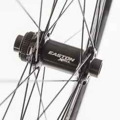 EASTON Wiel EA70 AX Disc Voor 700C - 15x100/9x100 10 EASTON Wiel EA70 AX Disc Voor 700C - 15x100/9x100 -Pitlock Verkoop Easton LRS 16 15x100 9x100 1 scaled