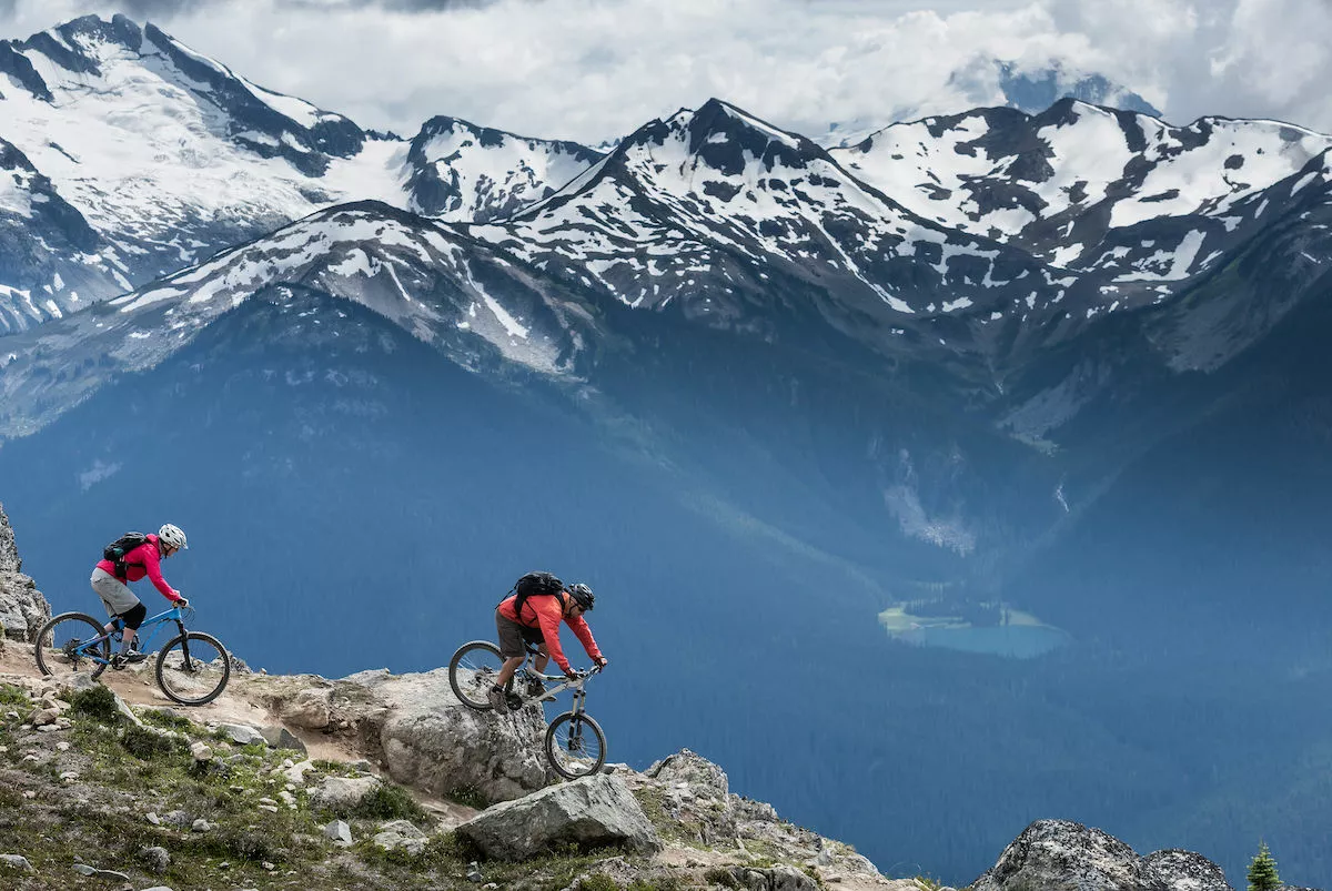 Pitlock Verkoop -Pitlock Verkoop Top Of The World trail in Whistler Bike Park 1200x803 1